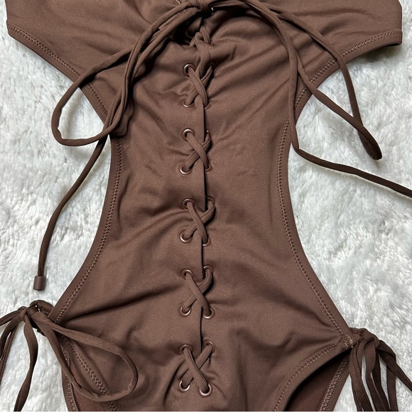 NWT Skims Signature Swim Lace Up Monokini in Cocoa Women’s M - Picture 4 of 9